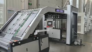 Automatische Flötenlaminiermaschine FMZ-1300