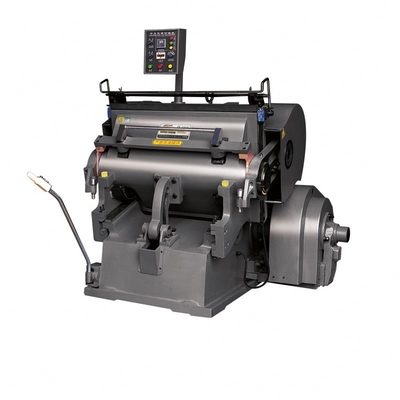 kaufen 750mm stempelschneidenes faltendes Maschinen-Handbuch-Plastikwellpapp online manufacture